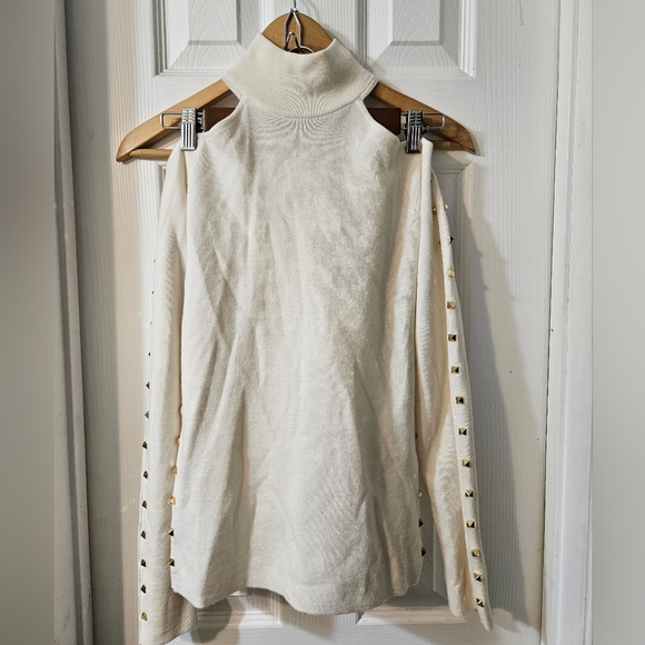 Alice + Olivia Kahlo  Turtleneck Sweater - Picture 2 of 7